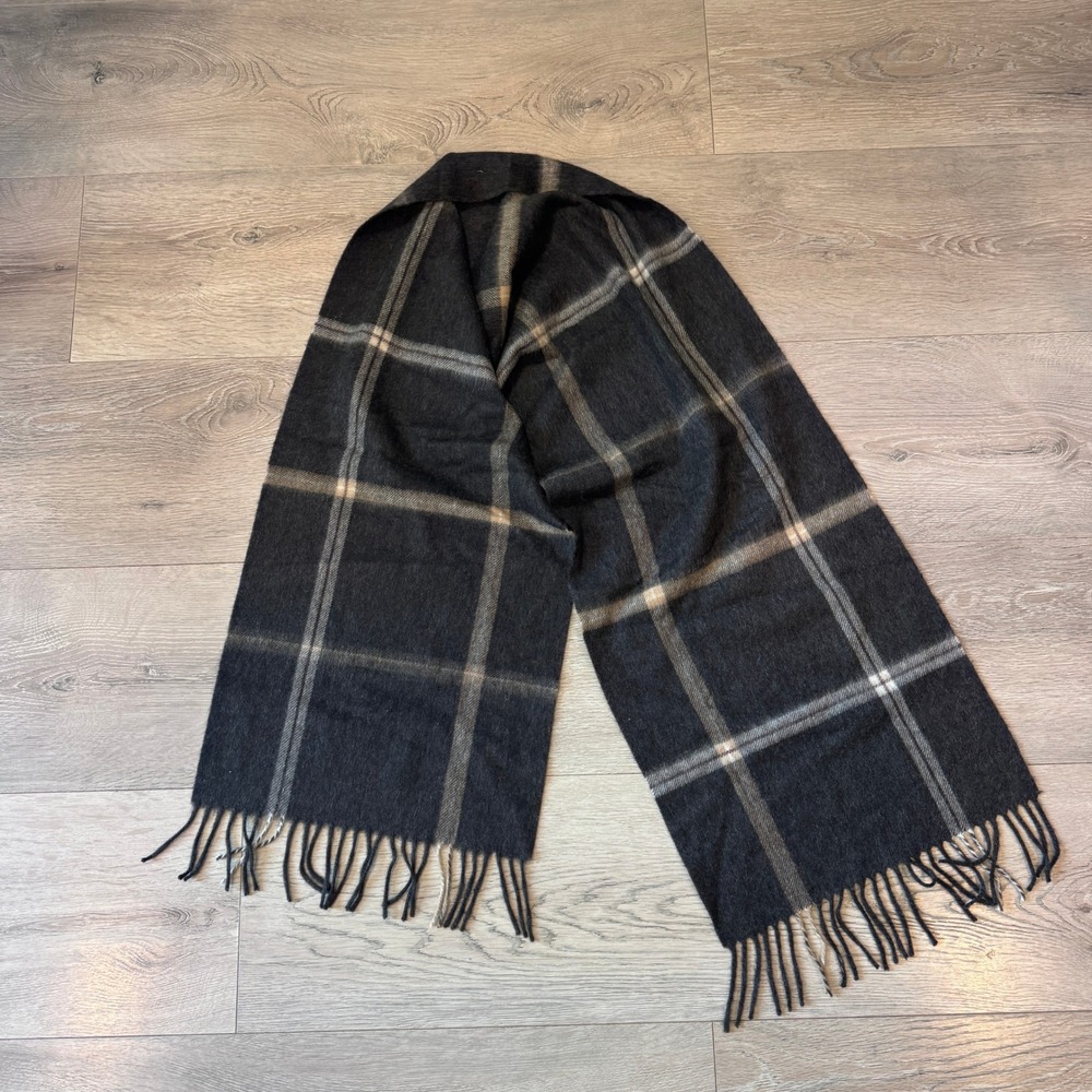 Jos. A. Bank Mens 100% Cashmere Scarf Charcoal Gray Plaid Fringed Winter Luxe